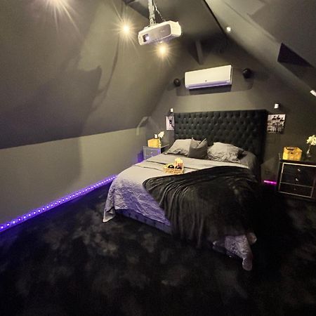 Magnifique Duplex Avec Jaccuzi, Sauna Et Cinema Room Privatif Fontenoy  ภายนอก รูปภาพ